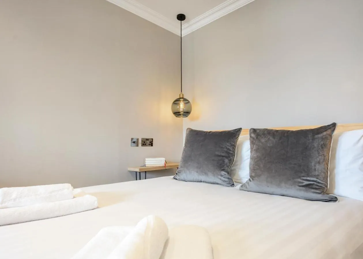 Stylish Upper Gardner Street - With Free Parking Villa Brighton